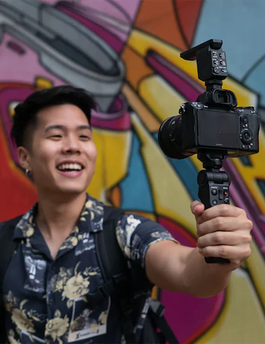 Learn to Shoot Better and Easy Travel Videos with the SEL20F18G